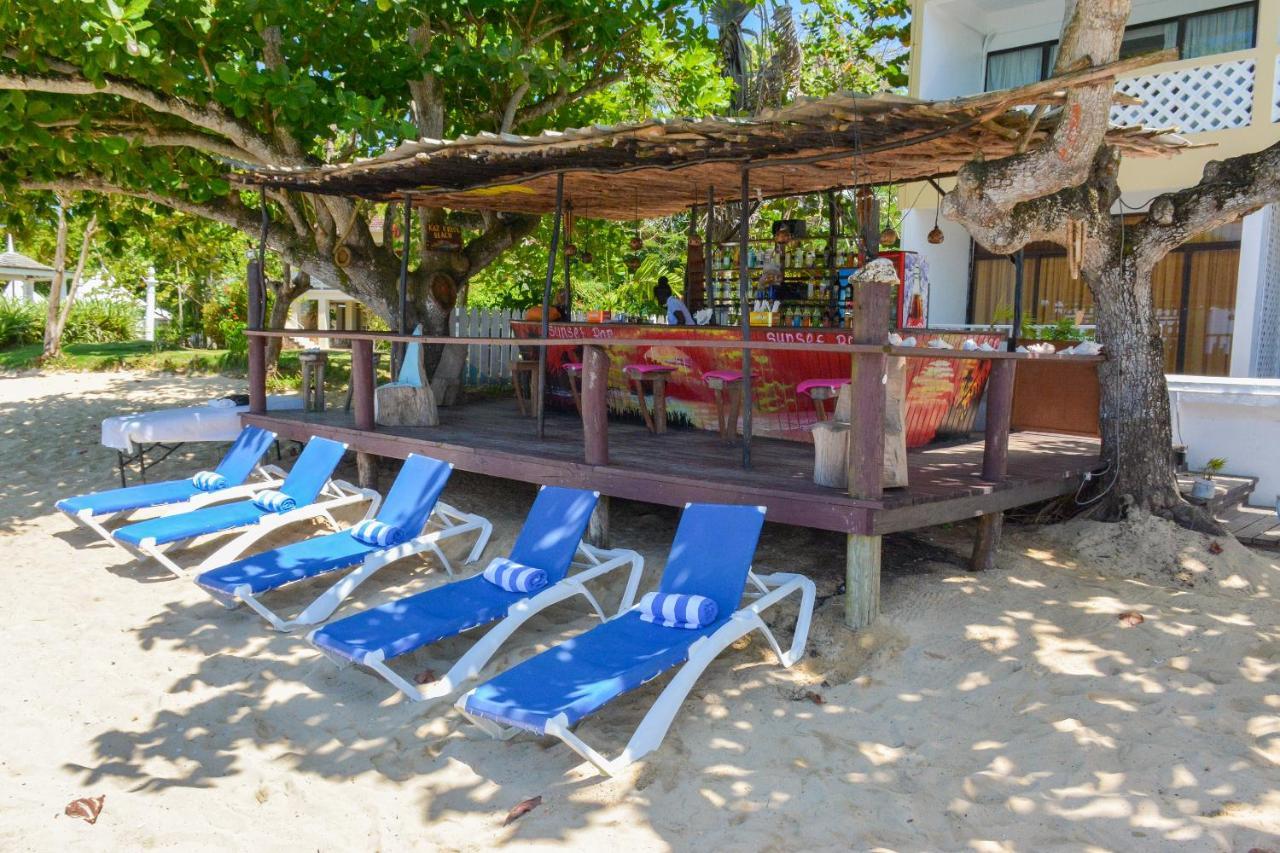Kaz Kreol Beach Hotel أوشو ريوس المظهر الخارجي الصورة