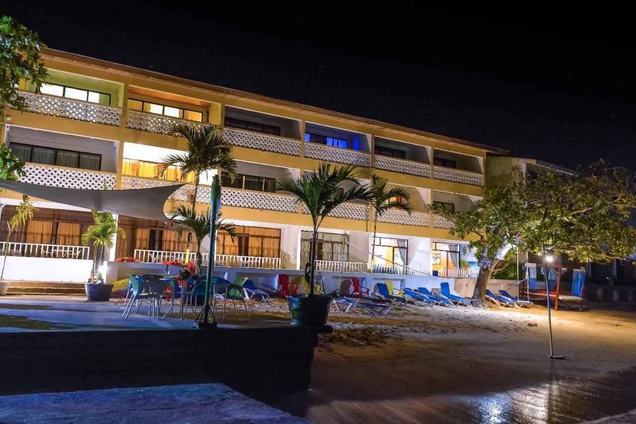 Kaz Kreol Beach Hotel أوشو ريوس المظهر الخارجي الصورة