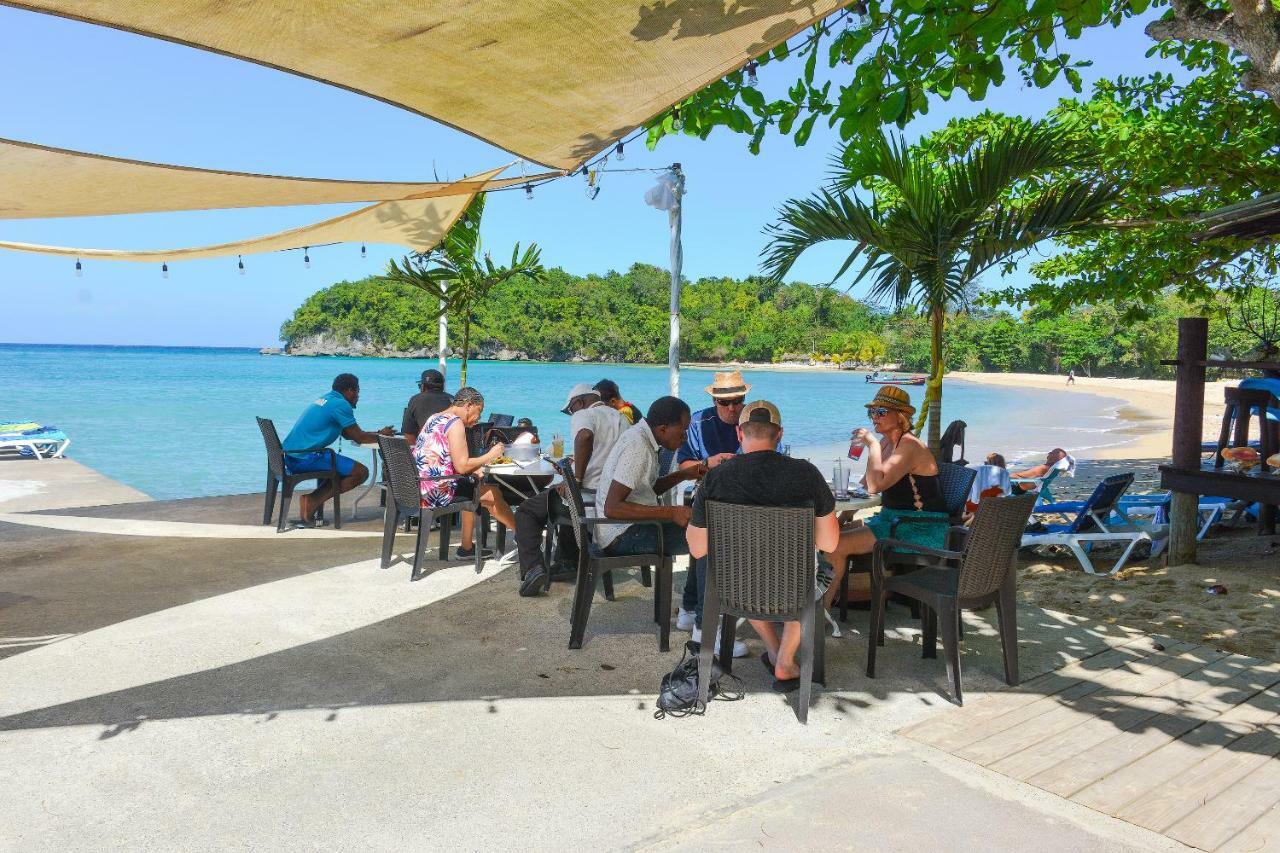 Kaz Kreol Beach Hotel أوشو ريوس المظهر الخارجي الصورة